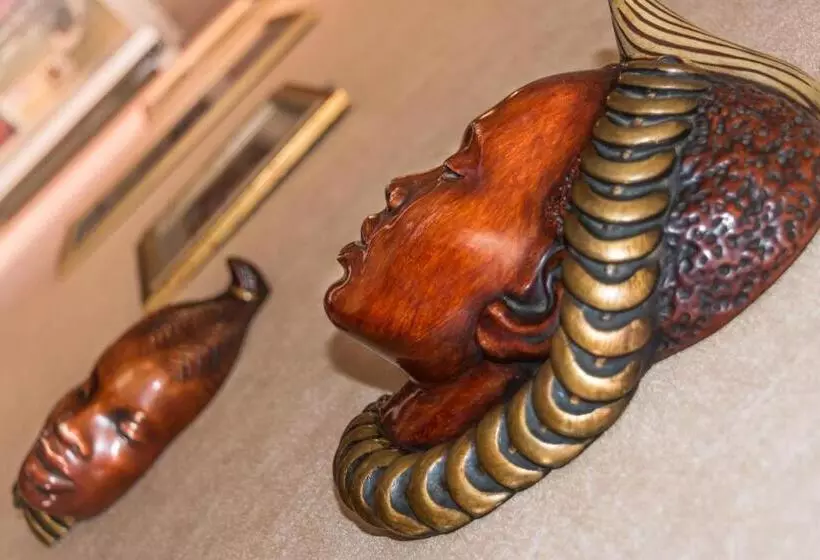 Majatalo Creston Villa Guest House