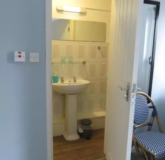 Majatalo Marine View Guest House