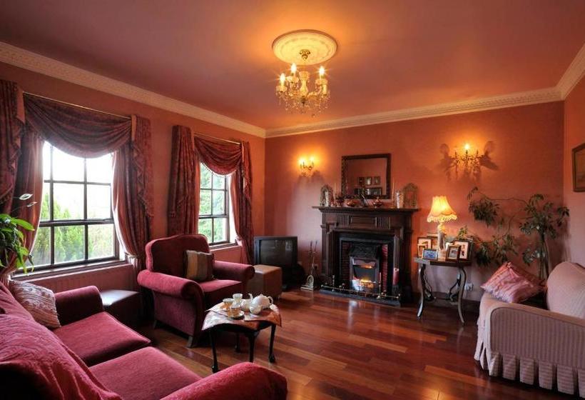 Пансион Pinewood Lodge Guest House