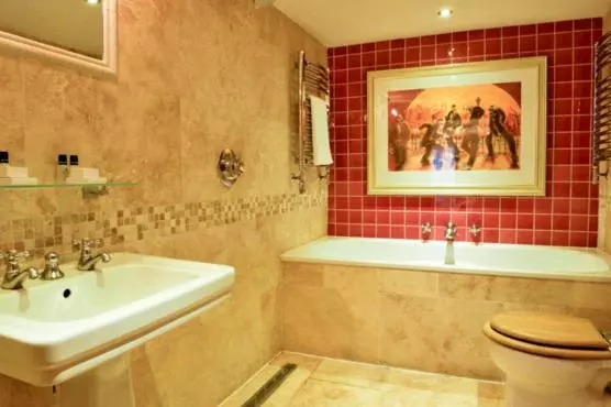 ユースホステル Swan House