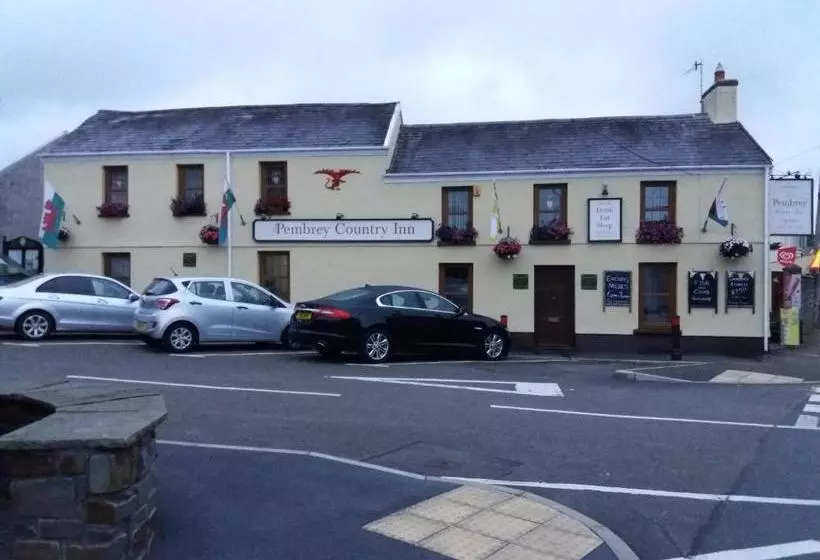 هاستل The Pembrey Country Inn