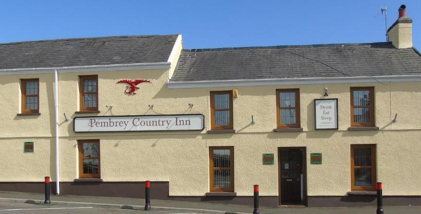 فندق صغير The Pembrey Country Inn