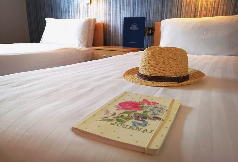 호텔 The Mellon Country Inn