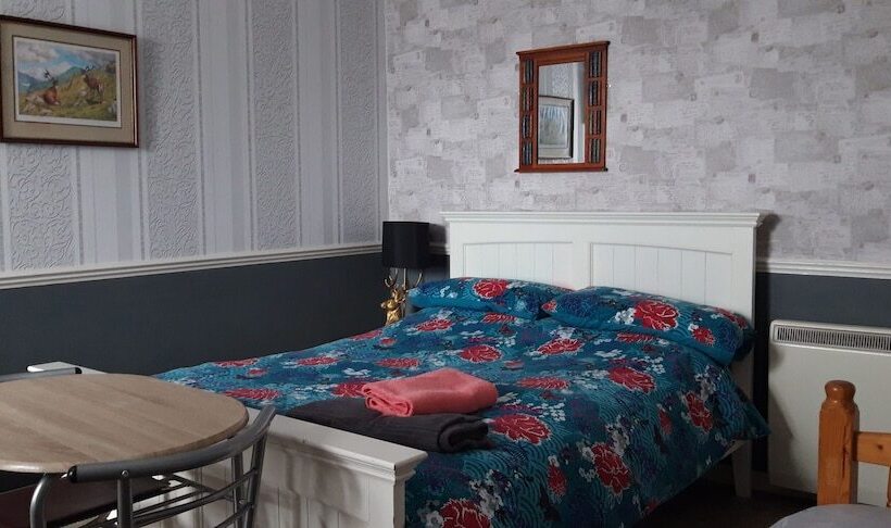 Общежитие Bannockburn Inn