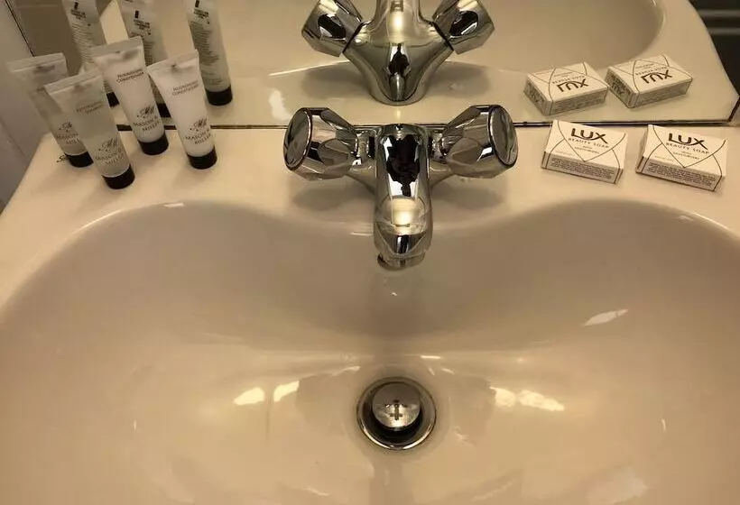 هاستل Hope And Anchor Inn