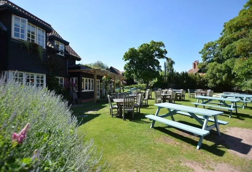 Retkeilymaja The Dolphin Inn