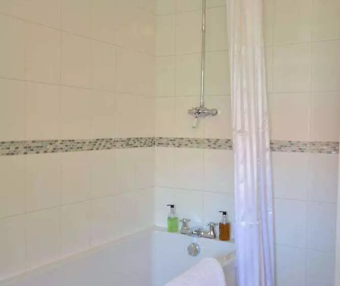 Retkeilymaja The Dolphin Inn