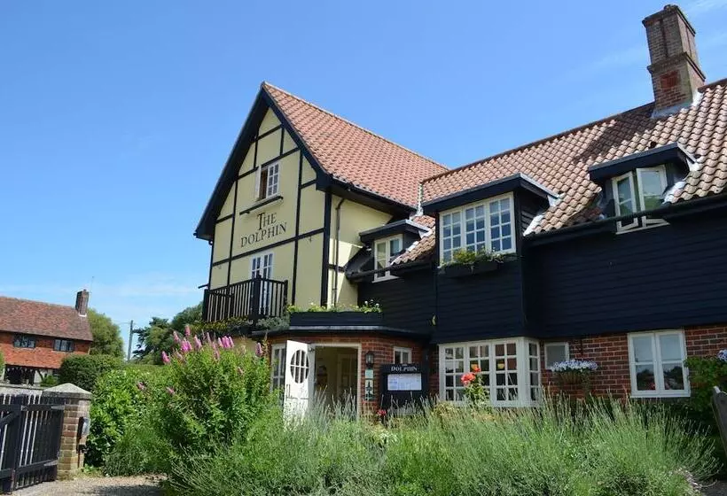 Retkeilymaja The Dolphin Inn