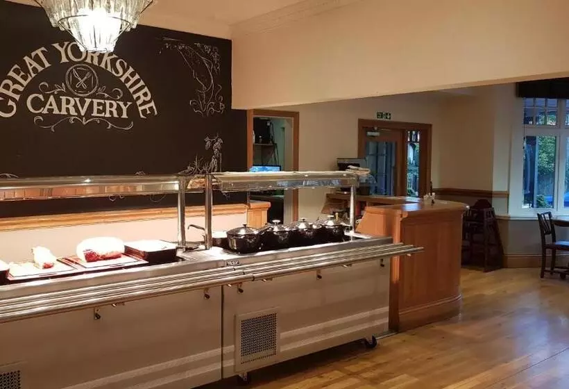 ユースホステル The George Carvery &