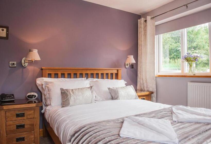 فندق صغير The Little Crown Inn