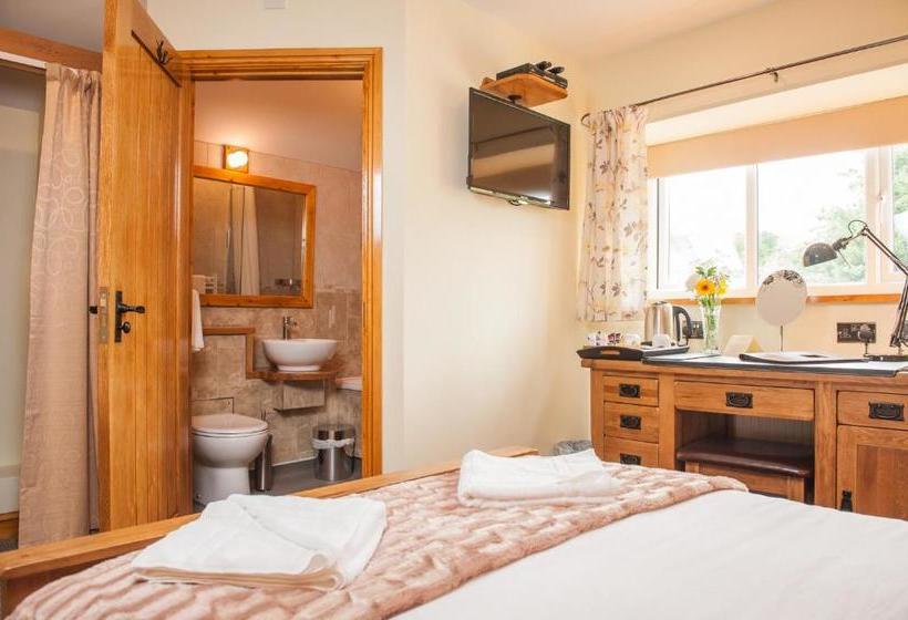 فندق صغير The Little Crown Inn