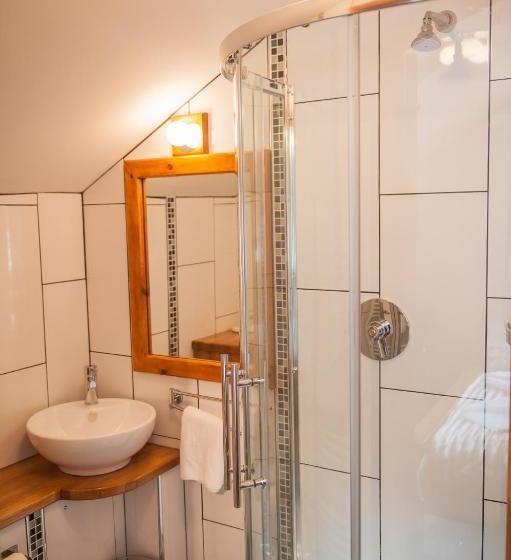 فندق صغير The Little Crown Inn