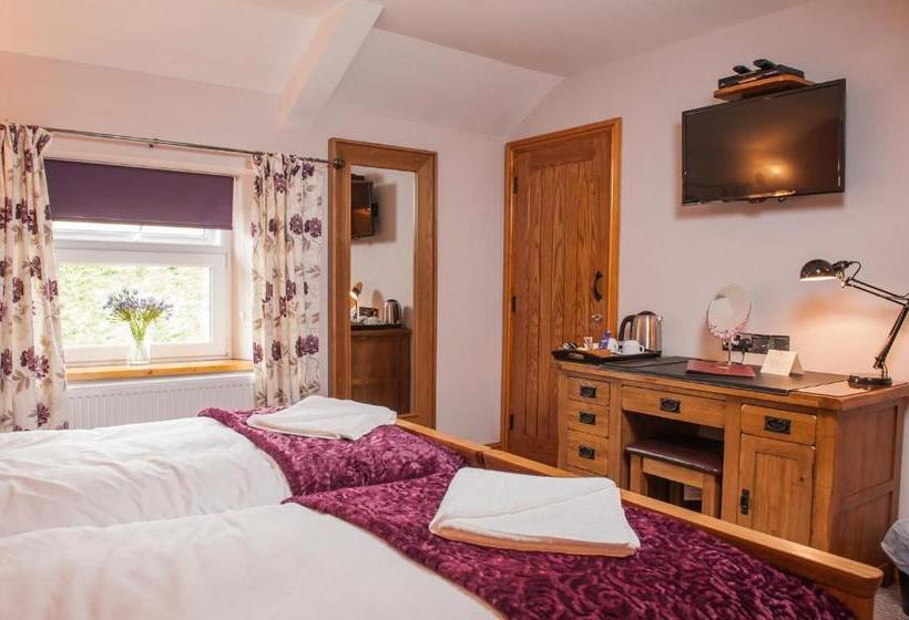 فندق صغير The Little Crown Inn