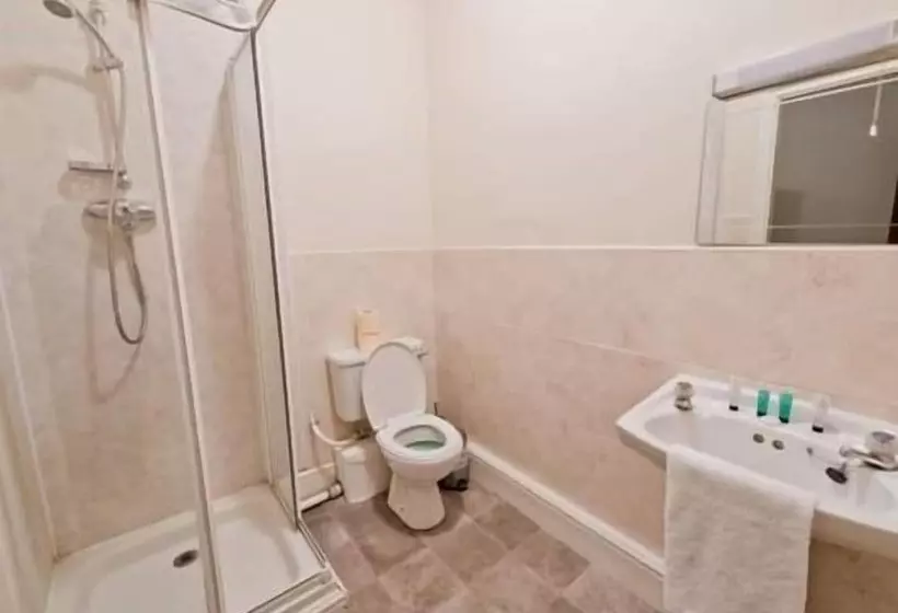 ユースホステル The Watergate Inn