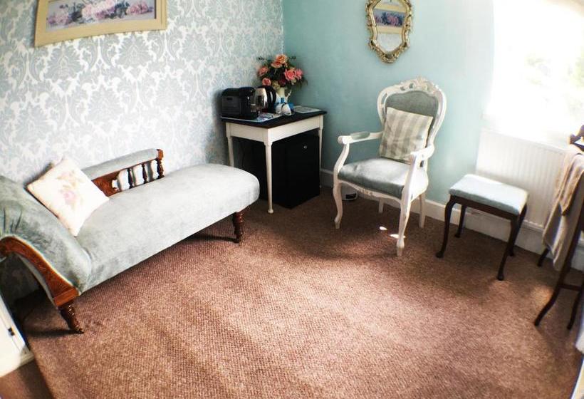 Hillside Bed And Breakfast