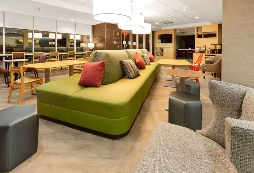 ホテル Home2 Suites By Hilton Newark Airport