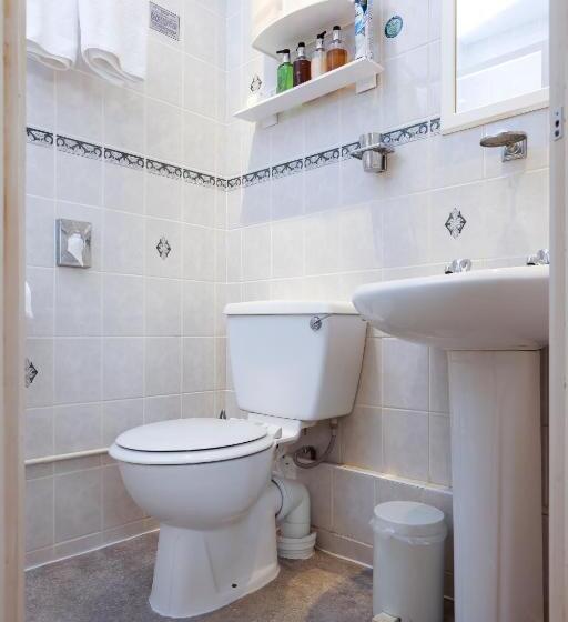 ペンション The Cransley By Grandeur Property