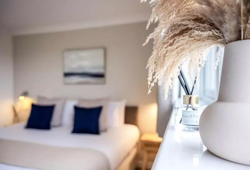 ペンション Inn For All Seasons