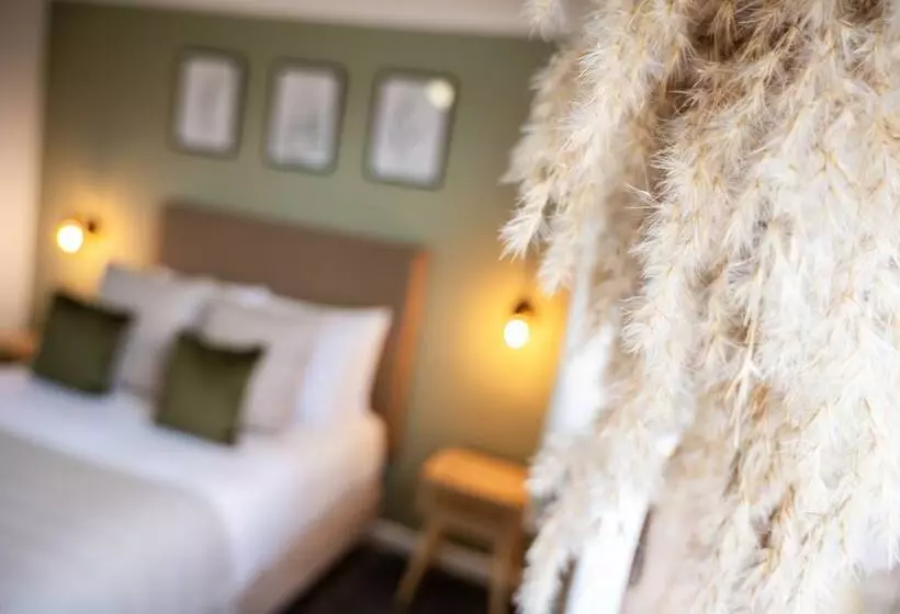 ペンション Inn For All Seasons