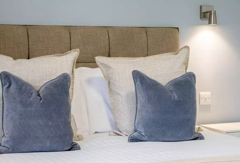 ペンション Inn For All Seasons