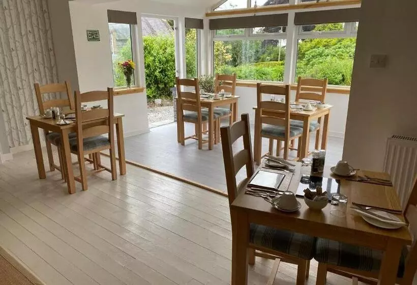 Majatalo Stables Guest House