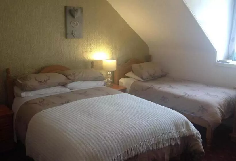 Majatalo Tanglin Guest House