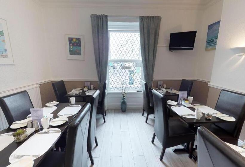 膳宿费 The Tudor Guest House