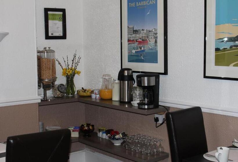 膳宿费 The Tudor Guest House