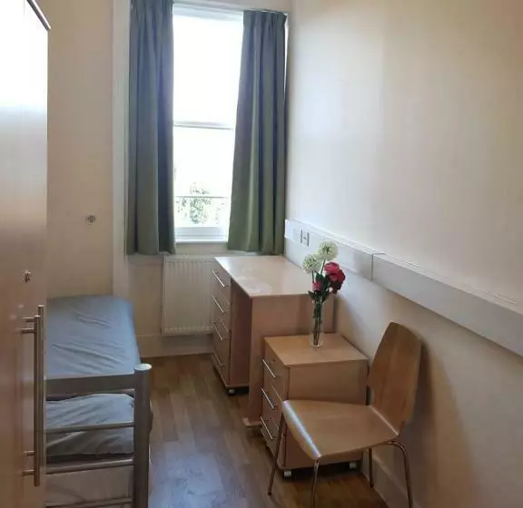 هاستل Belsize House