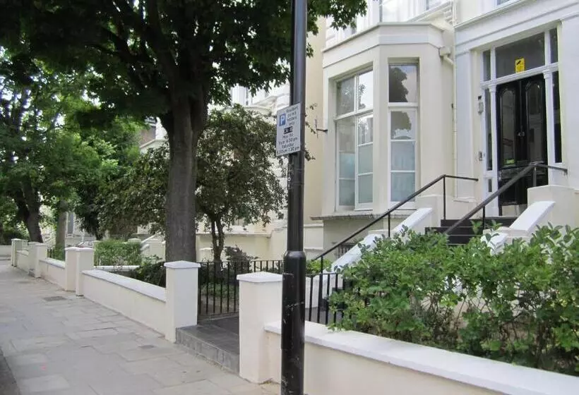 هاستل Belsize House