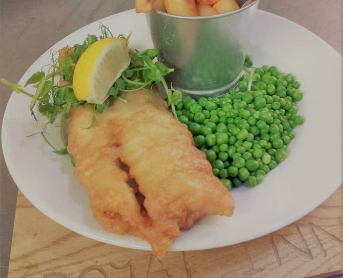 ユースホステル The Royal Inn