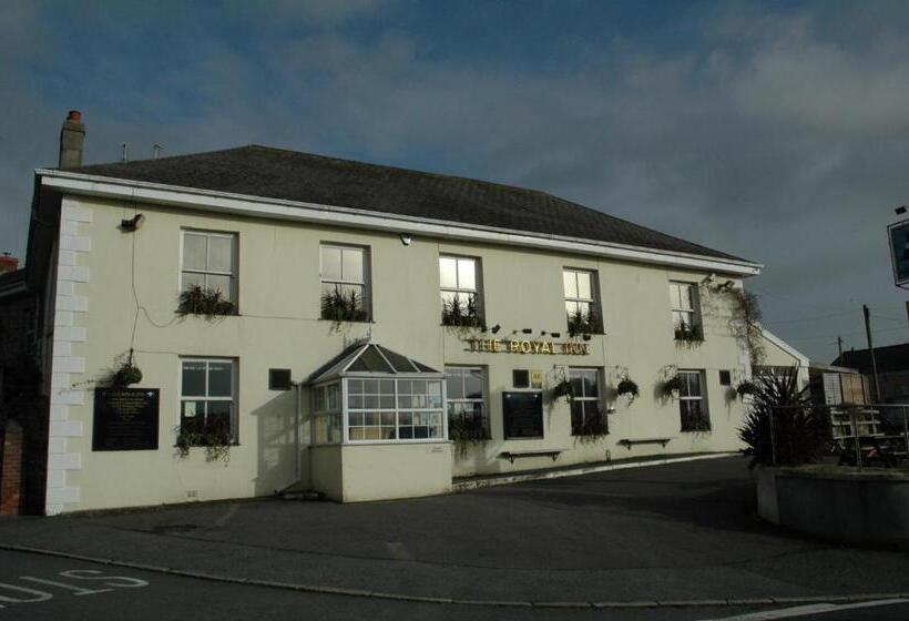 ユースホステル The Royal Inn
