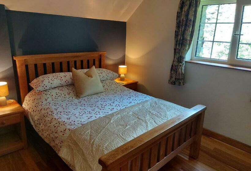 Отель Bryn Sion Farm