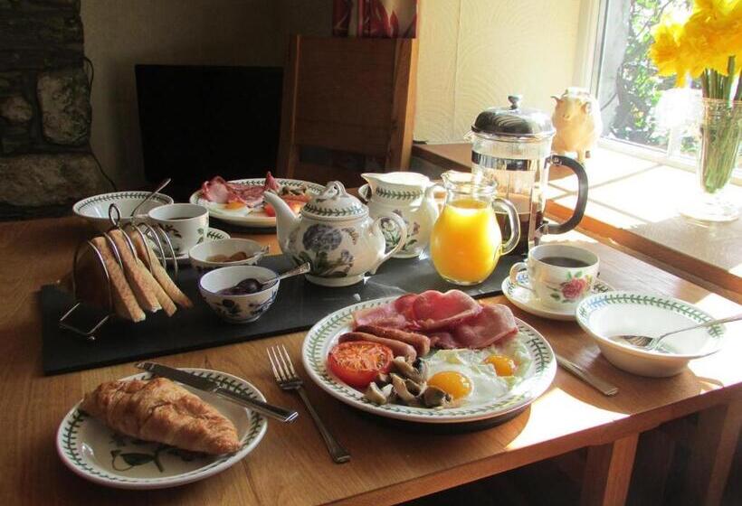 Отель Bryn Sion Farm