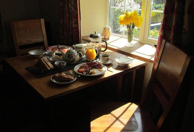 Отель Bryn Sion Farm