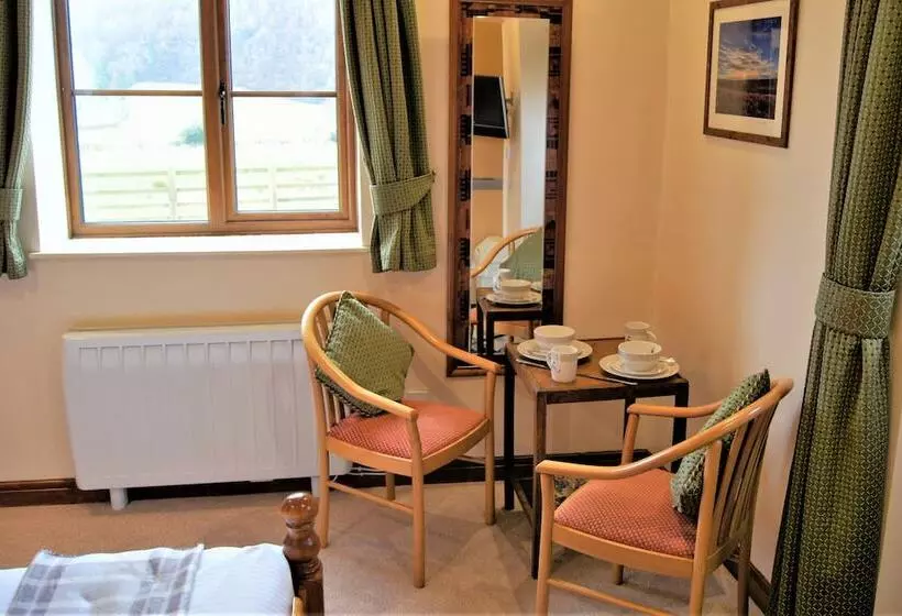 هتل Rawcliffe House Farm