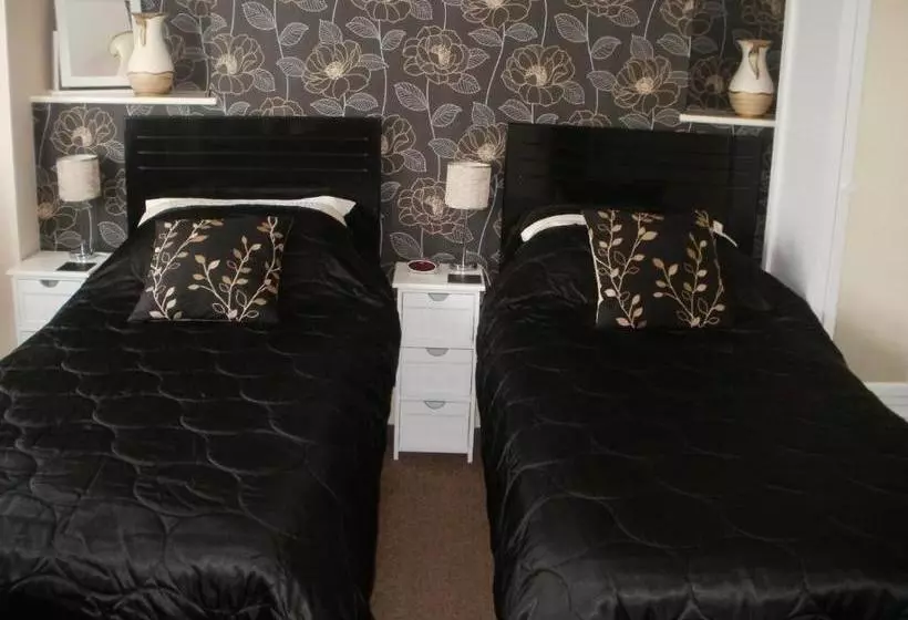 ペンション Grove Guest House