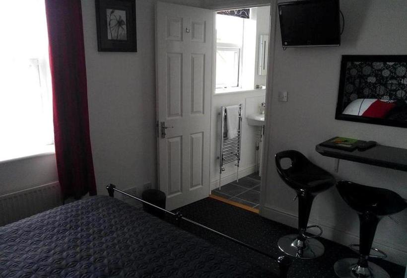 بنسيون Grove Guest House