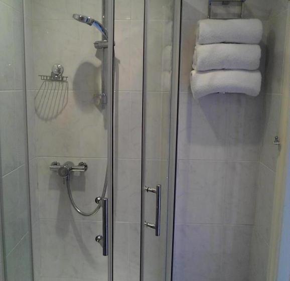 بنسيون Grove Guest House