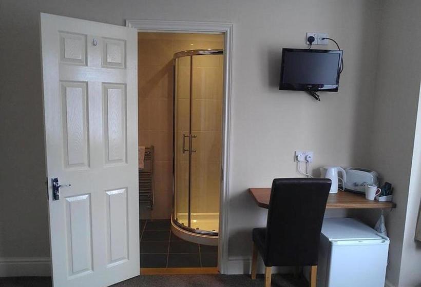 بنسيون Grove Guest House