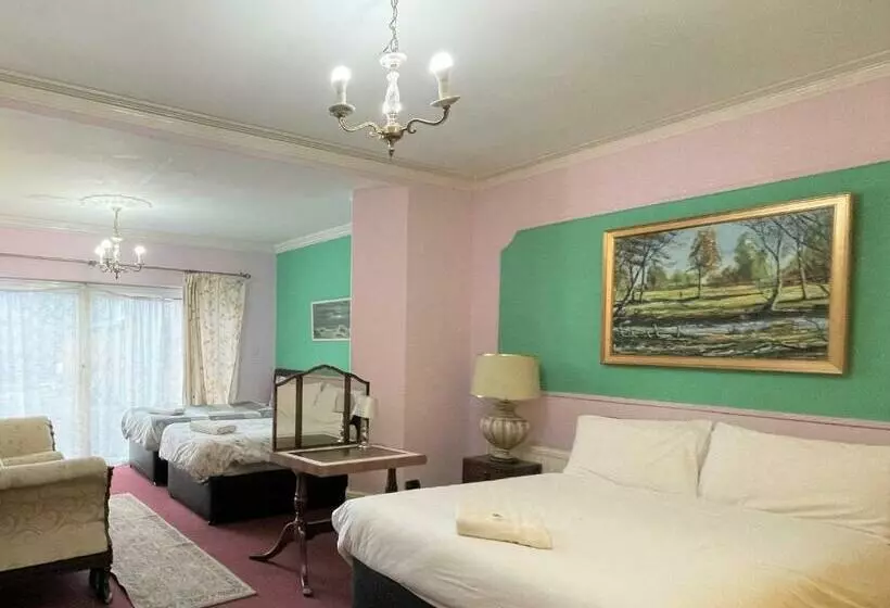 Majatalo Lyttleton Lodge