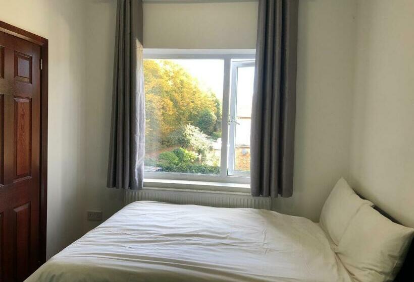 膳宿费 Lyttleton Lodge