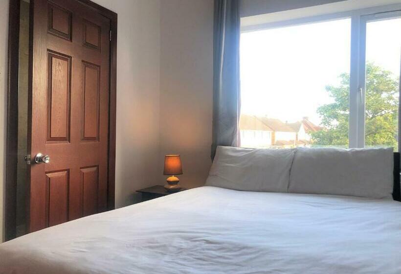 膳宿费 Lyttleton Lodge