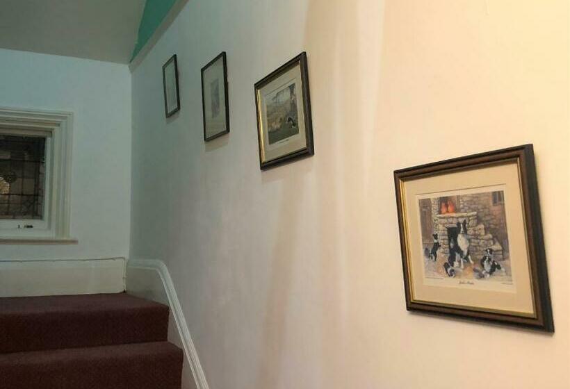 膳宿费 Lyttleton Lodge