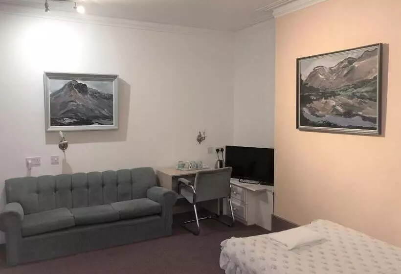 Majatalo Lyttleton Lodge