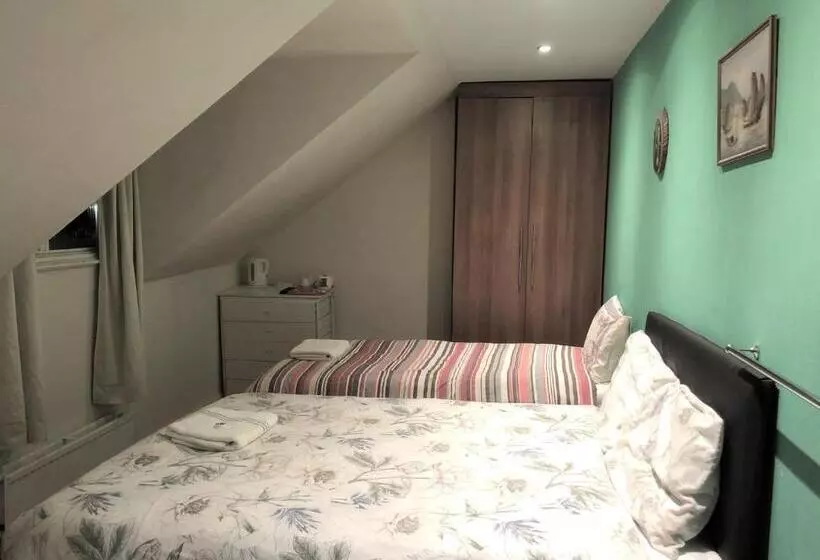 Majatalo Lyttleton Lodge