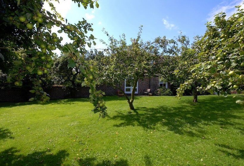 펜션 Marton Grange Country House