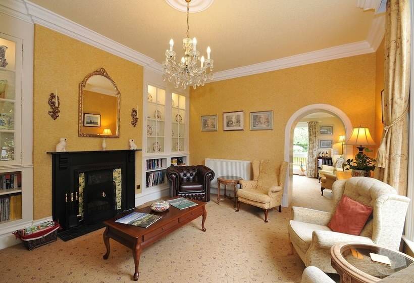 펜션 Marton Grange Country House