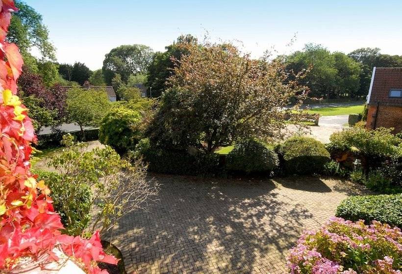 펜션 Marton Grange Country House