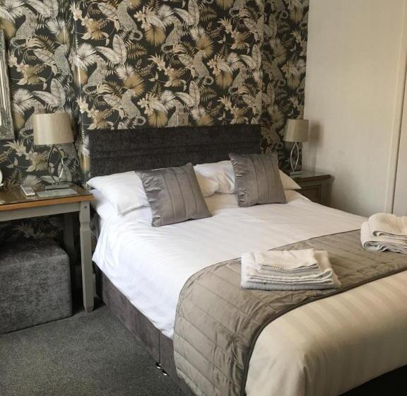 פנסיון The Kenmore Guest House